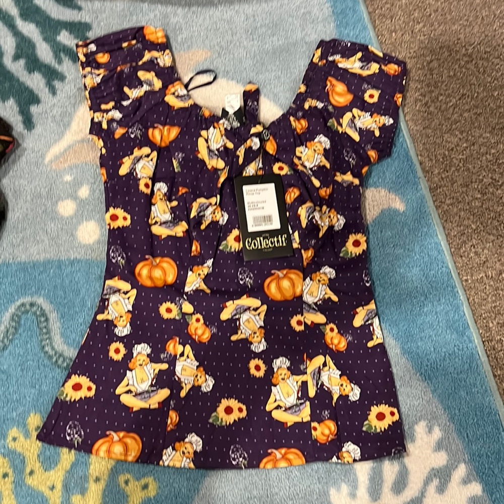 Lorena pumpkin pinup top